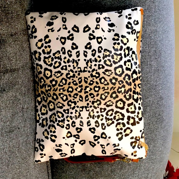 Clutch - Picture 1 of 3